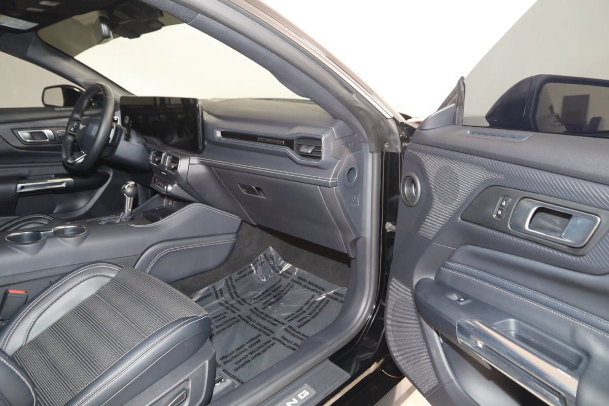 Used 2024 Ford Mustang GT Premium RWD image 46
