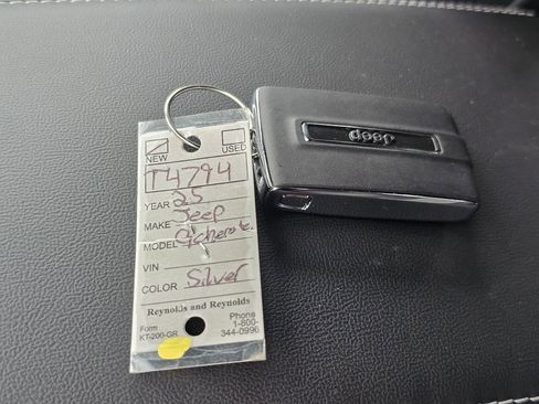 New 2025 Jeep Grand Cherokee L Altitude image 31