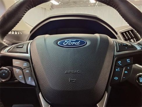 Certified 2024 Ford Edge SEL w/ Convenience Package image 16