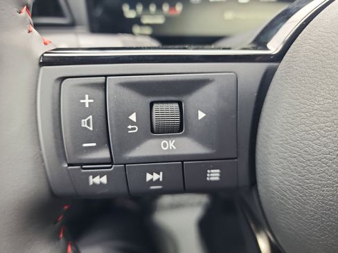 New 2026 Nissan Kicks SR w/ Cold Weather Package AWD/4WD image 18