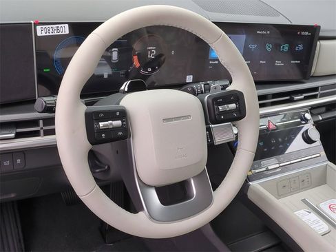 New 2026 Hyundai Santa Fe SEL image 13