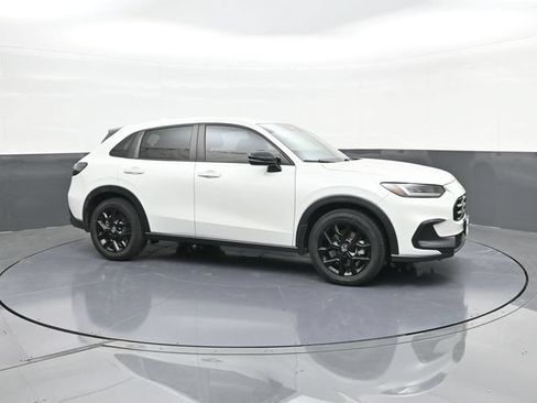 Certified 2023 Honda HR-V Sport image 17