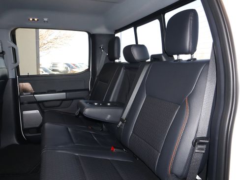 New 2026 Ford F250 Lariat w/ Black Appearance Package AWD/4WD image 37