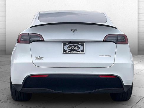 Used 2020 Tesla Model 3 Long Range AWD/4WD image 3