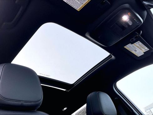 New 2026 Chevrolet Blazer EV LT image 15