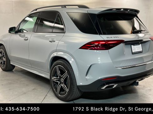 Certified 2025 Mercedes-Benz GLE 350 4MATIC image 3