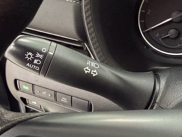 Used 2024 Nissan Sentra SV FWD image 13