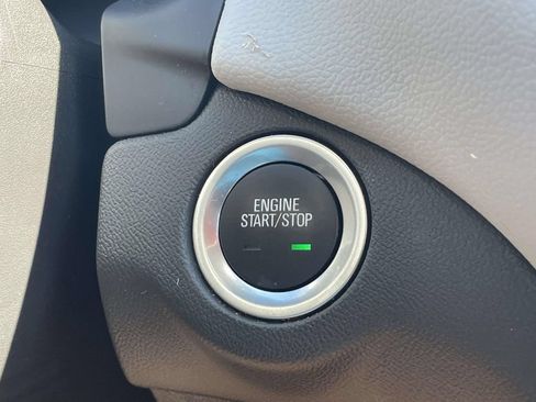 Certified 2024 Chevrolet Equinox LS FWD image 26