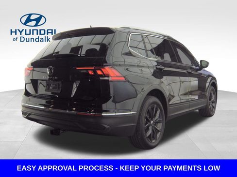 Used 2022 Volkswagen Tiguan SE image 3