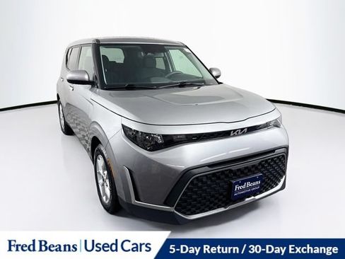 Used 2024 Kia Soul LX w/ Option Group 015 FWD image 1