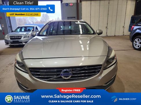 Used 2015 Volvo V60 T5 Platinum w/ Climate Package AWD/4WD image 7