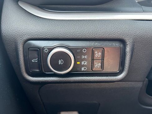 Used 2023 Ford Explorer XLT w/ Equipment Group 202A image 36