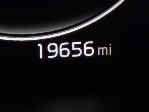 Used 2023 Kia Sorento SX Prestige image 39