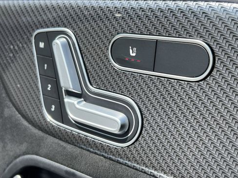 Certified 2022 Mercedes-Benz GLA 250 4MATIC image 39