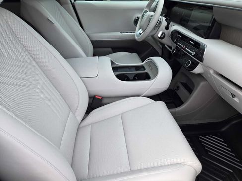 Certified 2026 Hyundai Palisade SEL FWD image 13