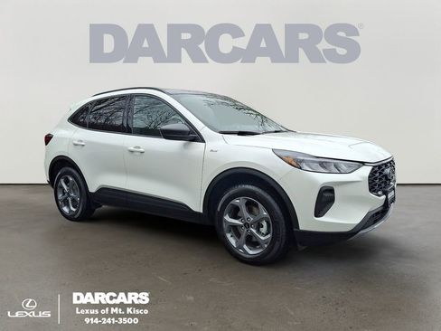 Used 2025 Ford Escape ST-Line w/ Tech Pack #1 AWD/4WD image 1