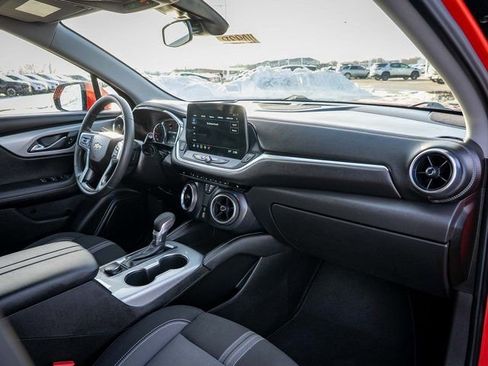 Used 2025 Chevrolet Blazer LT image 16