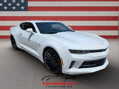 Used 2017 Chevrolet Camaro LT w/ RS Package RWD image 6