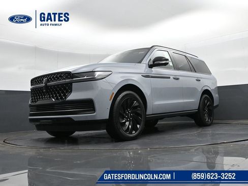New 2025 Lincoln Navigator Reserve w/ Jet Appearance Package image 47