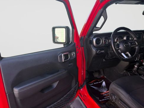 Used 2020 Jeep Wrangler Unlimited Sahara AWD/4WD image 11