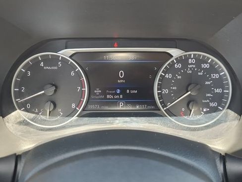 Used 2025 Nissan Sentra SR FWD image 14