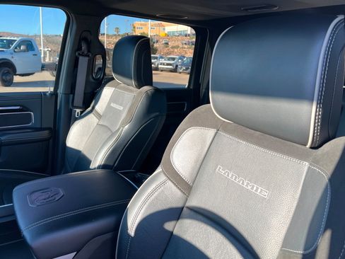 Certified 2022 RAM 2500 Laramie image 16