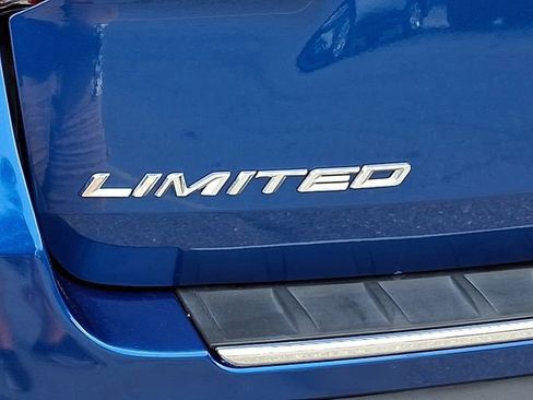 Used 2023 Ford Explorer Limited AWD/4WD image 32