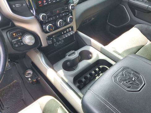 Used 2020 RAM 1500 Laramie AWD/4WD image 32