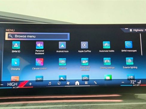 Used 2023 BMW i7 xDrive60 image 48