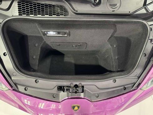 Used 2022 Lamborghini Huracan EVO image 38