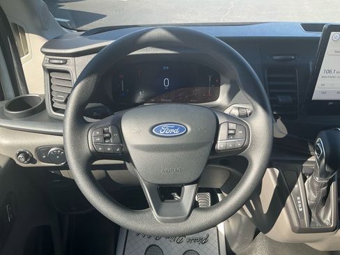 New 2026 Ford Transit 250 148 Medium Roof RWD image 19