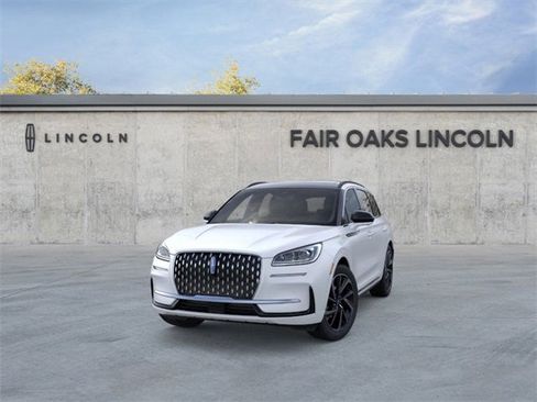 New 2026 Lincoln Corsair Grand Touring image 2