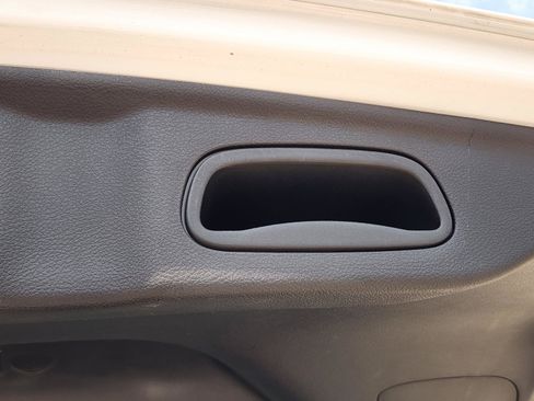 Used 2022 Jeep Compass Latitude FWD image 6