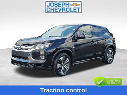 Used 2020 Mitsubishi Outlander Sport ES FWD image 2