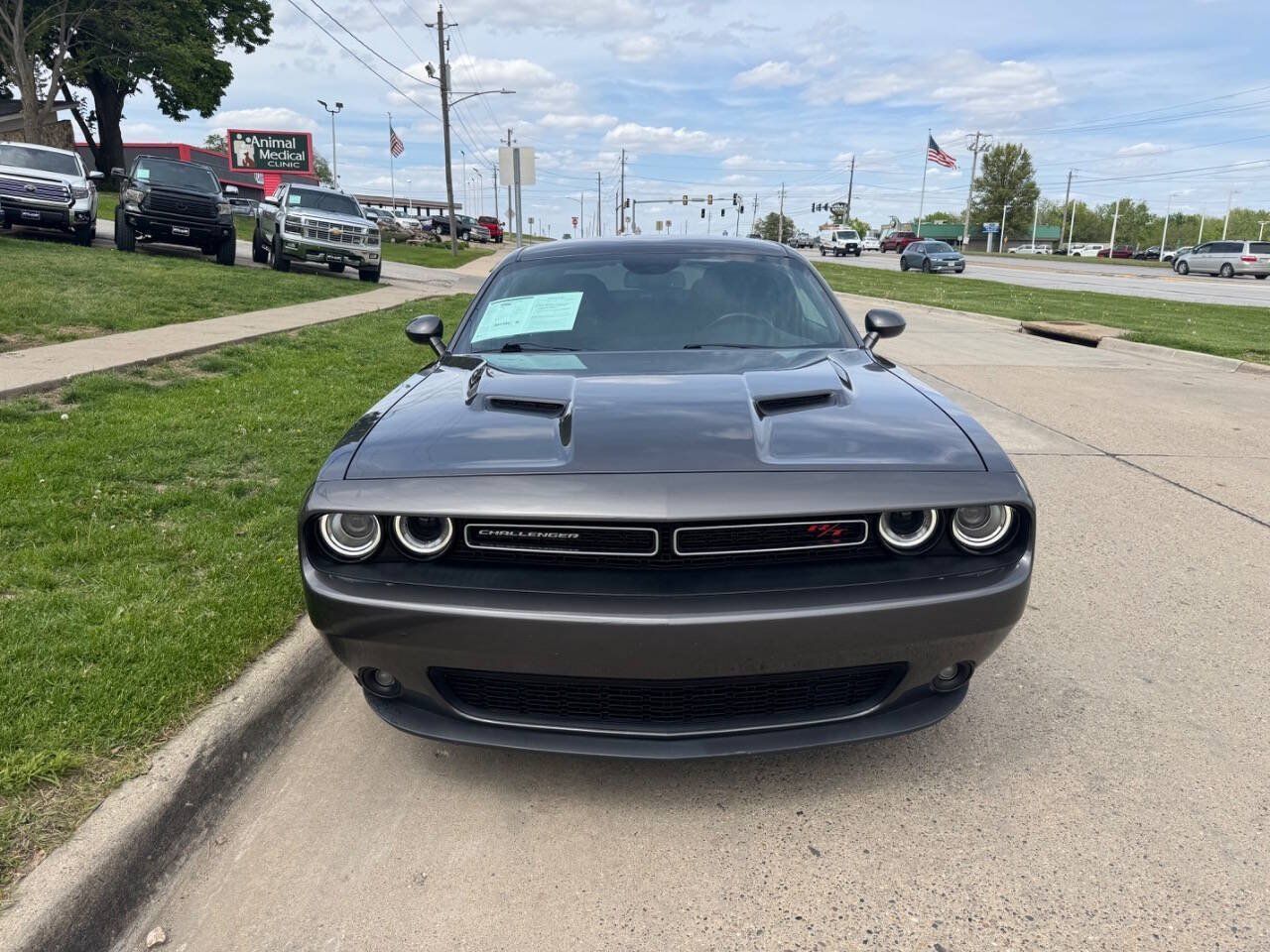 Used 2018 Dodge Challenger R/T w/ Sound Group RWD image 8