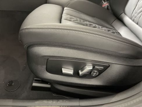 Certified 2023 BMW 530i xDrive 530i xDrive w/ Convenience Package image 10