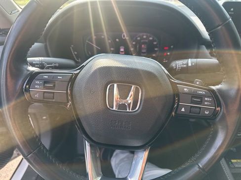 Used 2023 Honda Accord Touring image 12