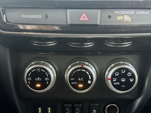 Used 2025 Mitsubishi Outlander Sport SE image 24