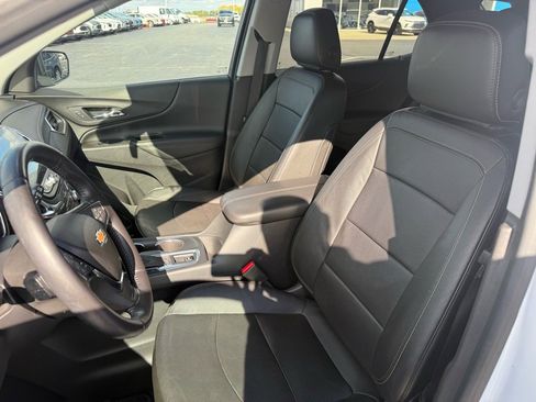 Used 2021 Chevrolet Equinox Premier image 20