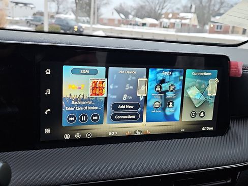 New 2026 Nissan Kicks SR w/ Cold Weather Package image 15