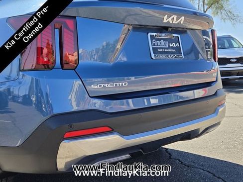 Certified 2025 Kia Sorento SX Prestige image 8