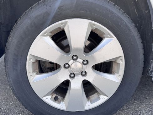 Used 2012 Subaru Outback 2.5i Premium w/ All-Weather Pkg AWD/4WD image 56