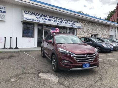 Used 2017 Hyundai Tucson Limited w/ Cargo Package AWD/4WD image 1