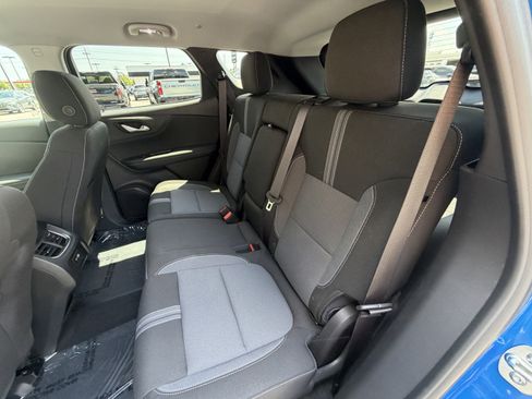 Used 2024 Chevrolet Blazer LT w/ Convenience Package FWD image 16