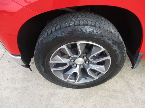 Used 2020 Chevrolet Silverado 1500 LT w/ Texas Edition image 3