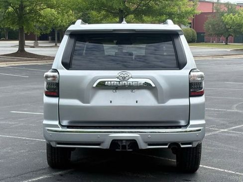 Used 2019 Toyota 4Runner Limited AWD/4WD image 6