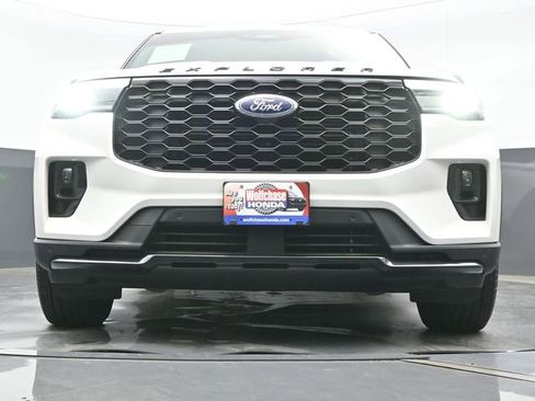 Used 2025 Ford Explorer ST-Line RWD image 20