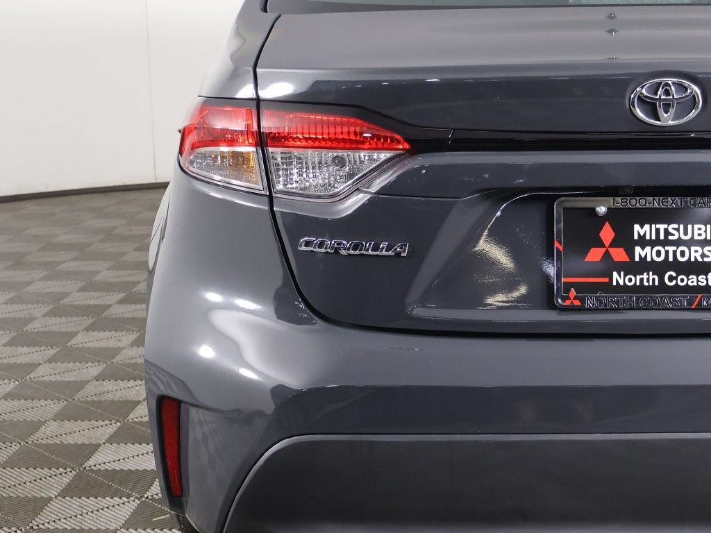 Used 2024 Toyota Corolla LE FWD image 12