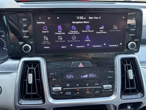 Used 2023 Kia Sorento EX w/ Panoramic Sunroof Package AWD/4WD image 26