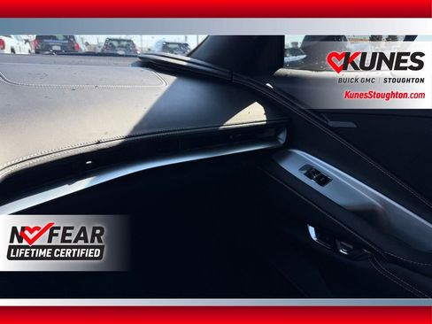 Used 2026 Chevrolet Corvette Stingray Coupe w/ Z51 Performance Package RWD image 49